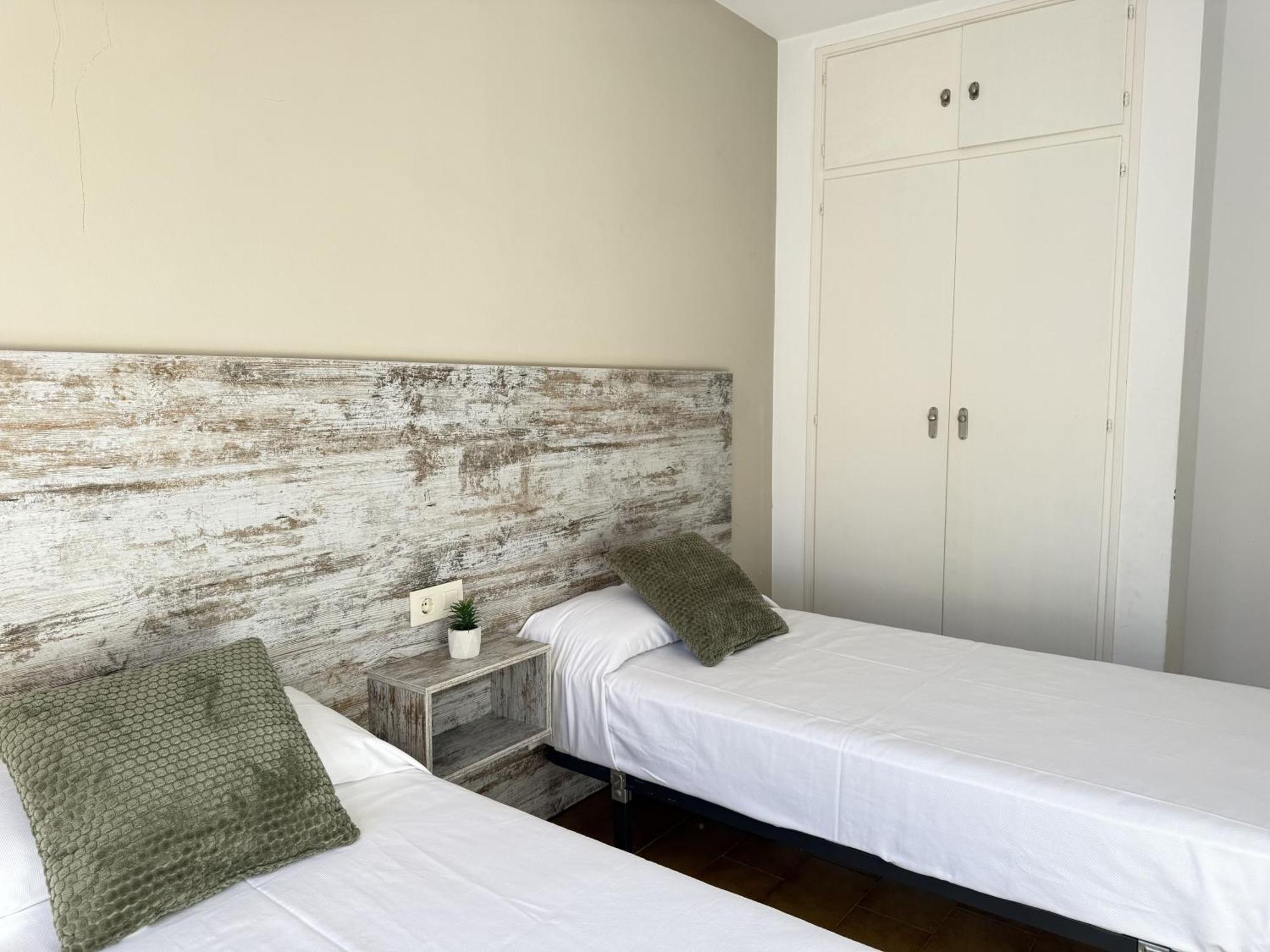 Appartement Agi Sant Jordi à Roses Extérieur photo